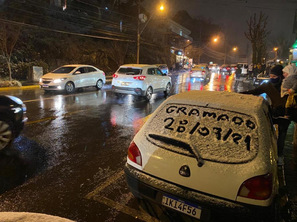 Apartamento Em Gramado - Solar Da Encosta Lejlighed Eksteriør billede
